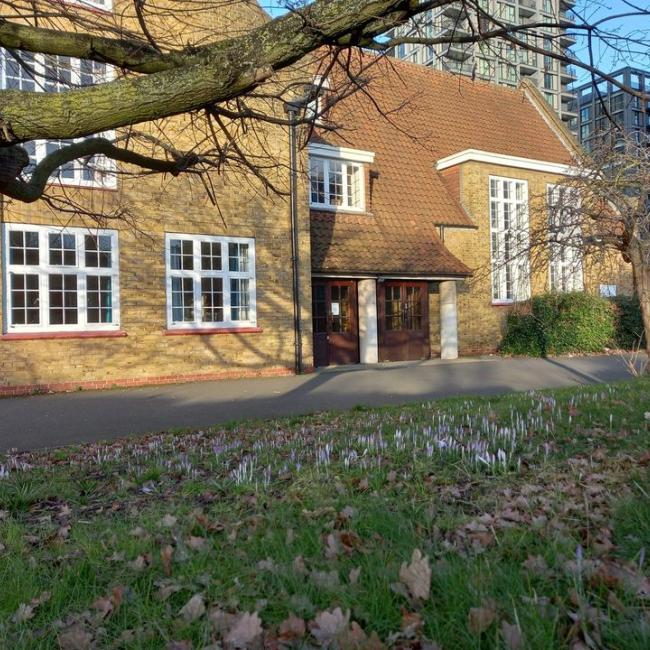 Cleaning services for places for hire